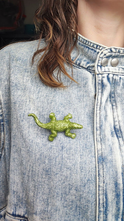 Broche Crocodile paillettes vertes claires