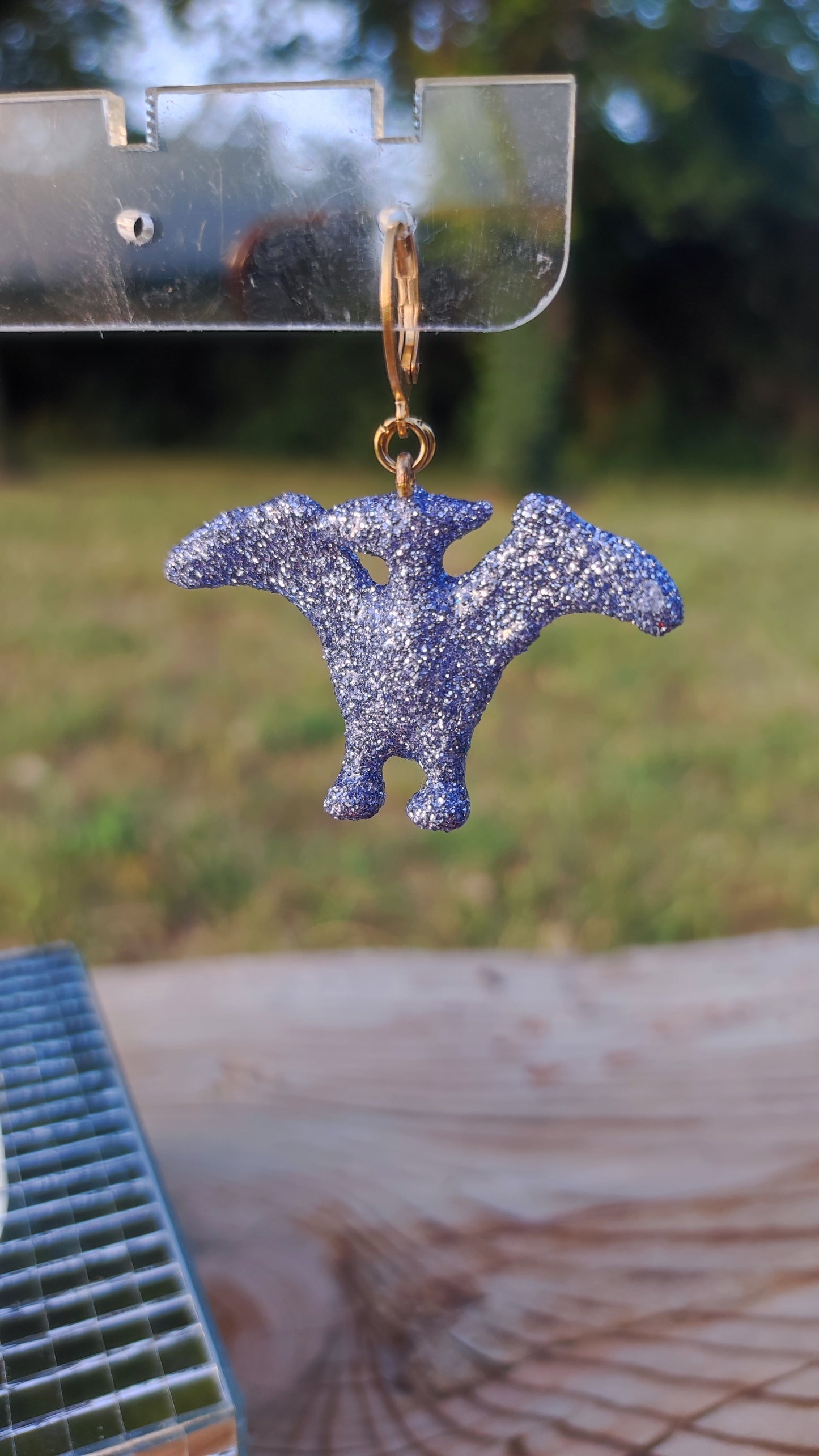 Mono boucle  - Mini dinosaure paillettes lilas (Ptérodactyle)