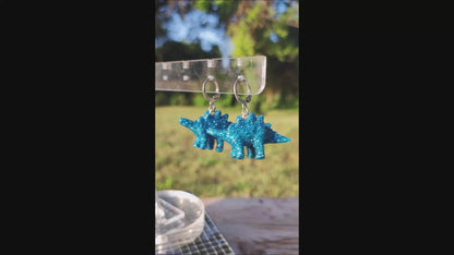 Boucles d'oreilles - Mini dinosaures paillettes bleues turquoises (Stegosaure)