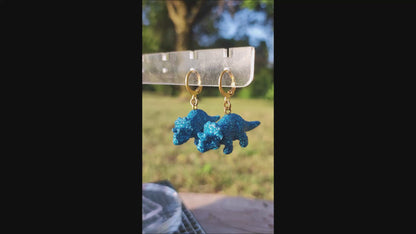Boucles d'oreilles - Mini dinosaures paillettes bleues turquoises (Triceratops)